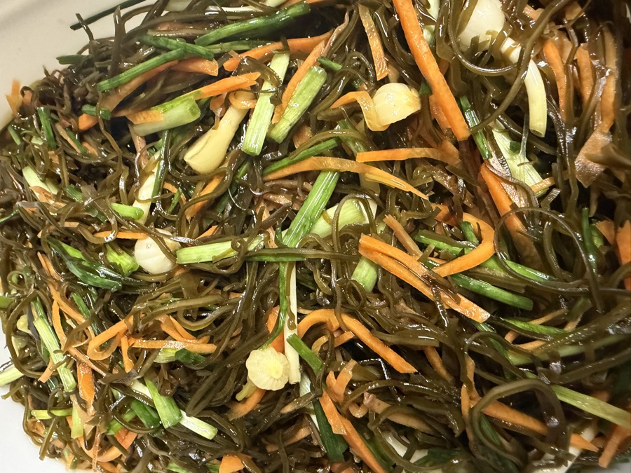 昆布の和え物