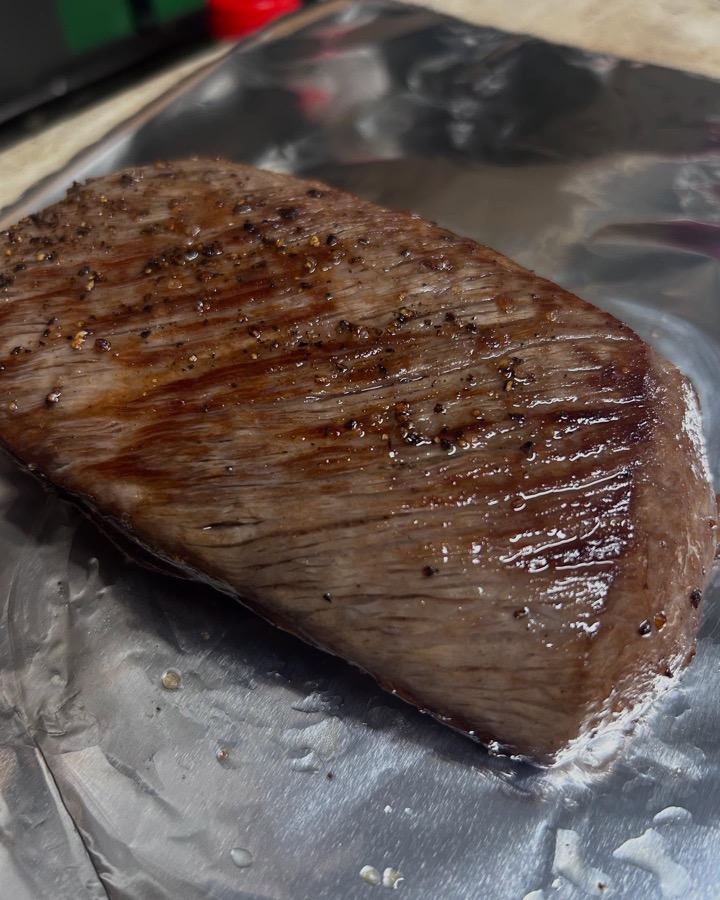 牛肉のステーキ